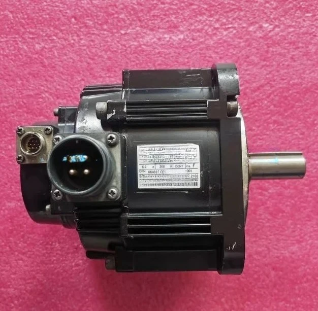 

SGMGV-09ADA-HA11 USED Servo Motor SGMGV 09ADA HA11