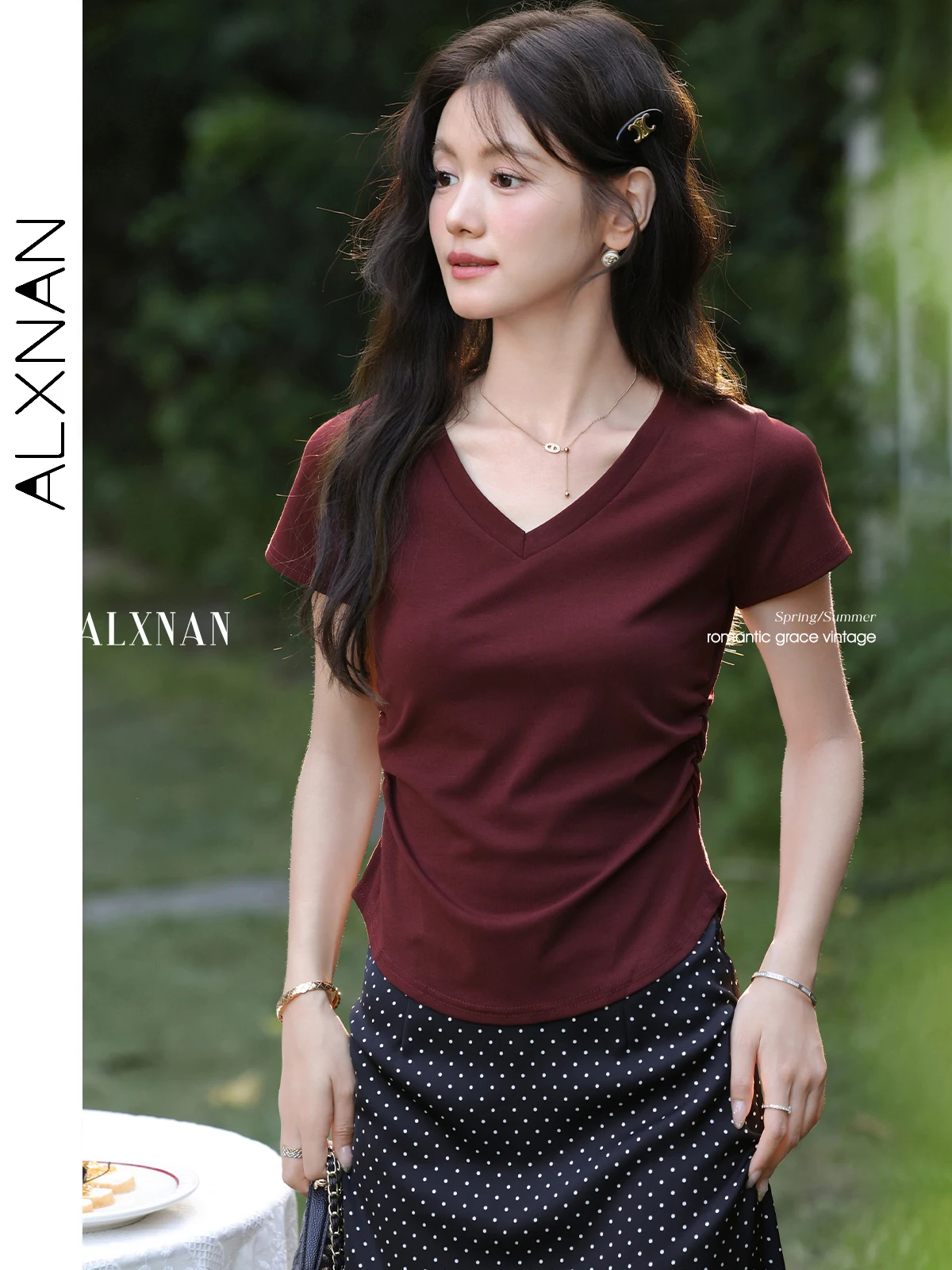 

ALXNAN Women's Vintage Red T-shirt Waist Pleat Elegant V-neck T-shirt 2025 Summer Casual Office Lady Short Sleeve Tops L557152