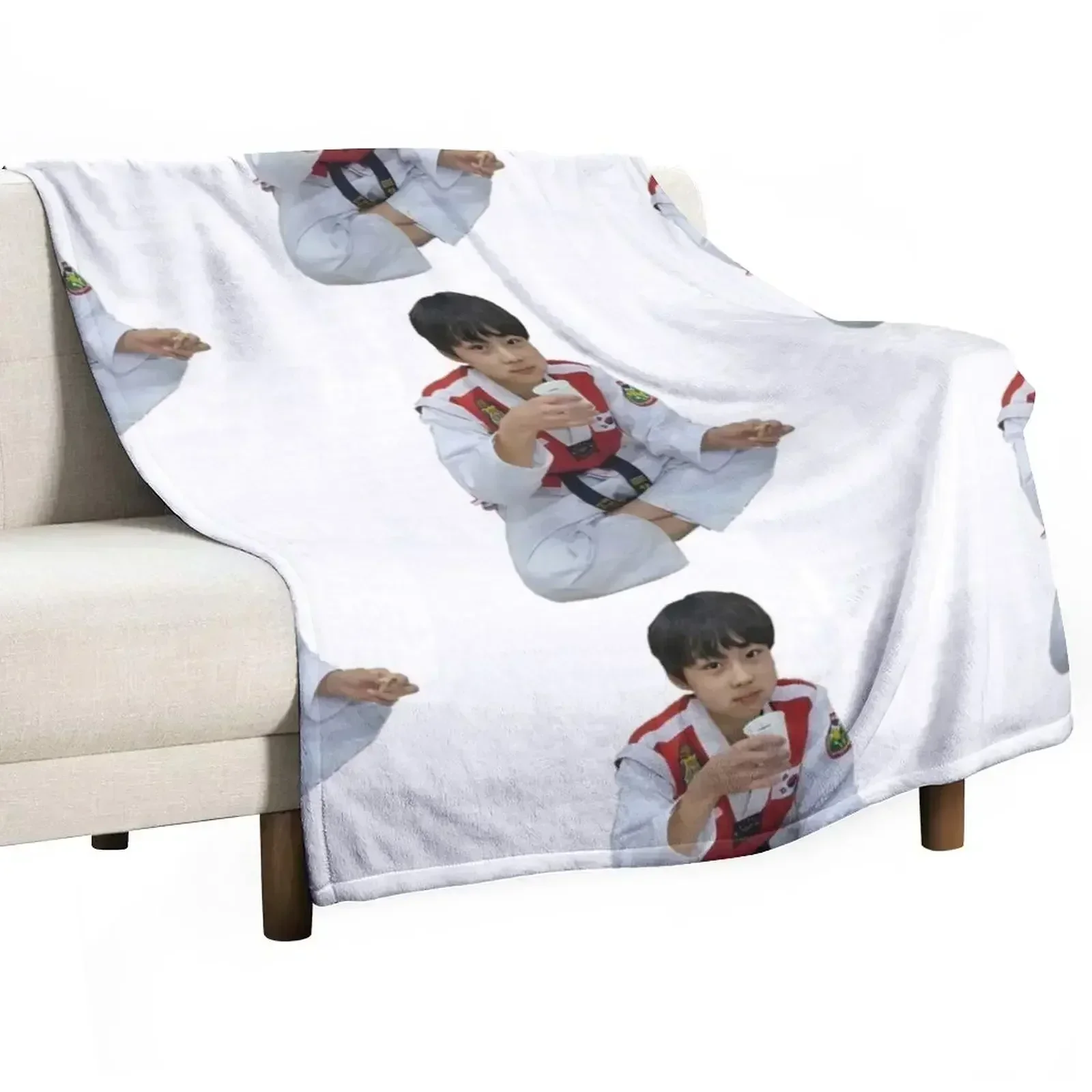 

Jungwon Pre Debut I-LAND Throw Blanket Soft Home Decor Blanket for Couch Bedroom