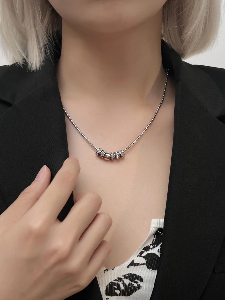 قلادة كانساي الجديدة بحلقة دائرية للجنسين، إكسسوار بسيط وعصري متعدد الاستخدامات للنساء والرجال، تصميم جديد ومميز