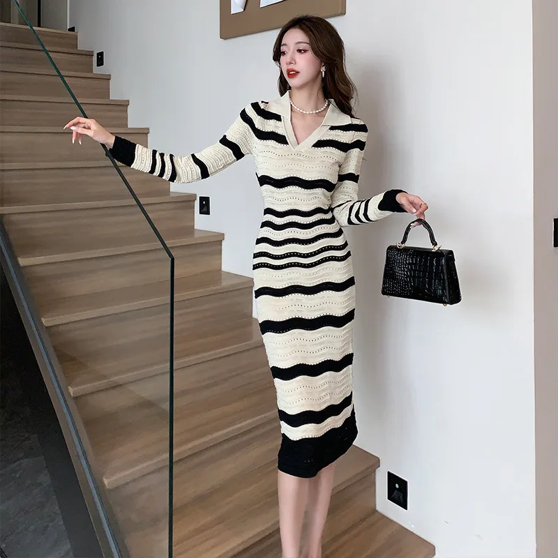 Women's striped knitted dress 2024 autumn/winter new collection waist slimming temperament long sleeved bottom skirt