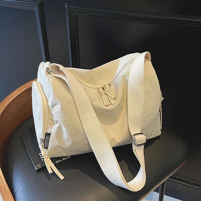 

Canvas Travel Bag for Women Casual Lightweight Crossbody Bag for Women Storage Sports Backpack Versatile Carry on Luggage Сумка