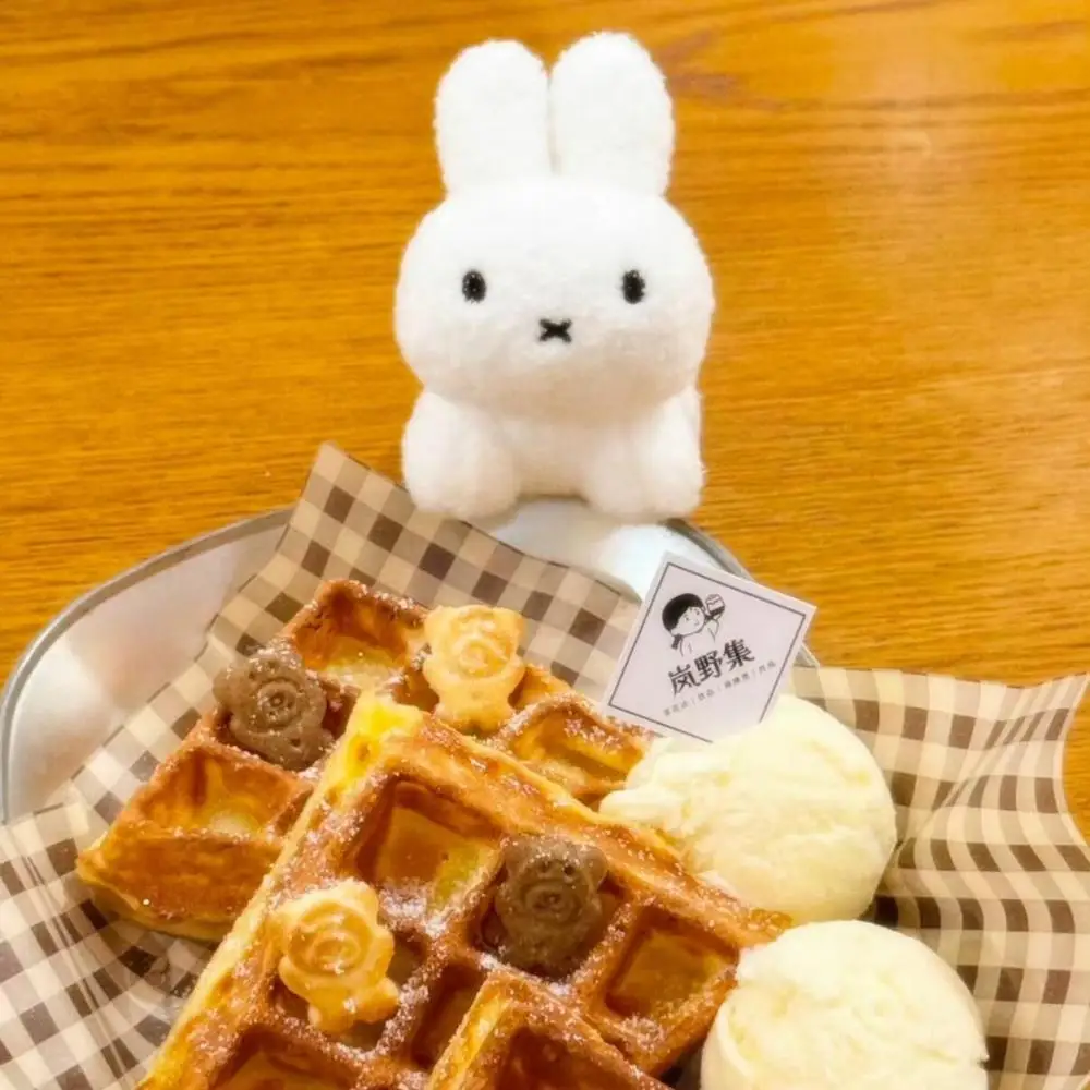 Estatueta de palmeira fofa de Miffy Super fofa mini coelho branco brinquedo de pelúcia pingente Kawaii, o melhor presente para amigos