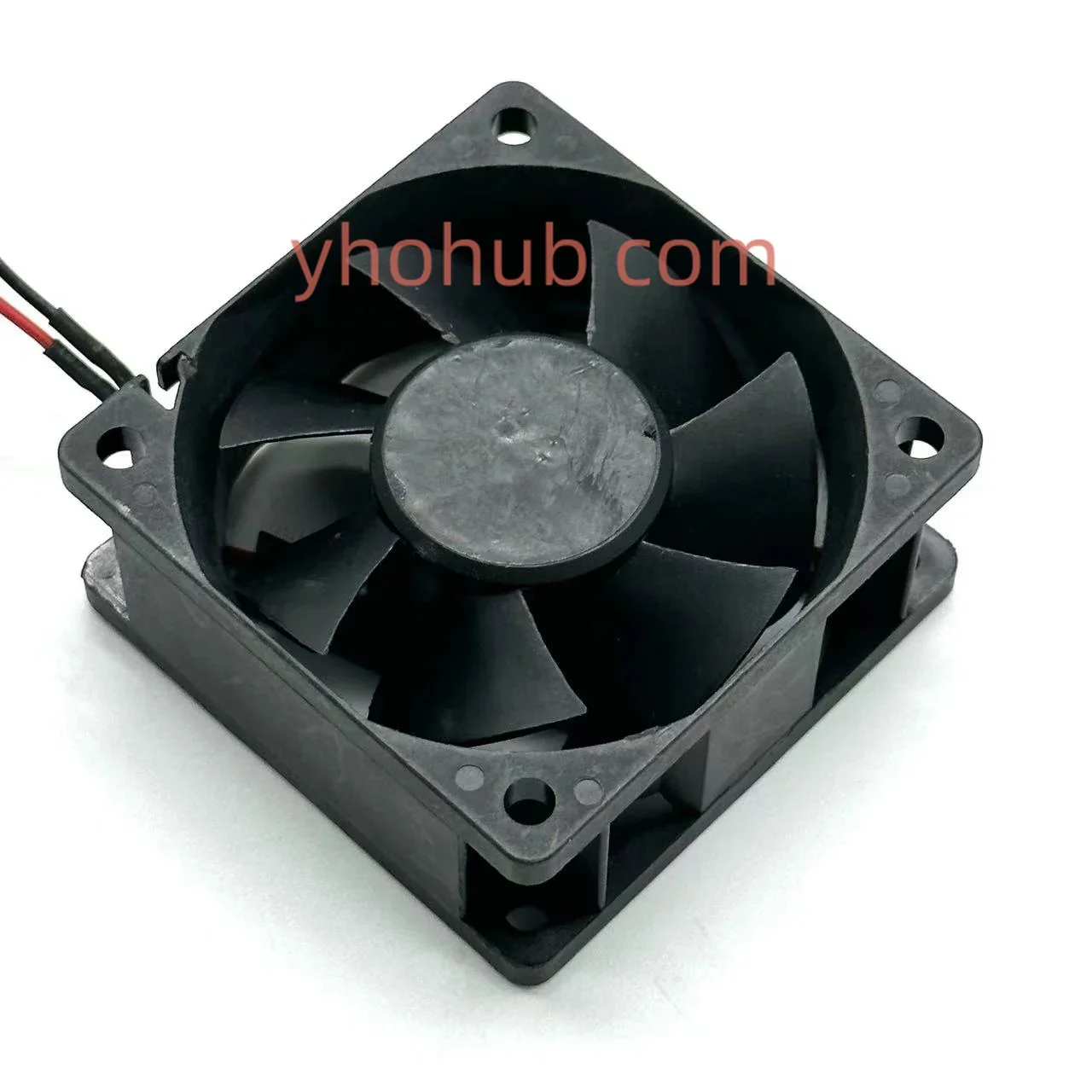 SUNON KDE2406PTV1 MS.A.GN DC 24V 1.7W 80x80x25mm 2-Wire Server Cooling Fan