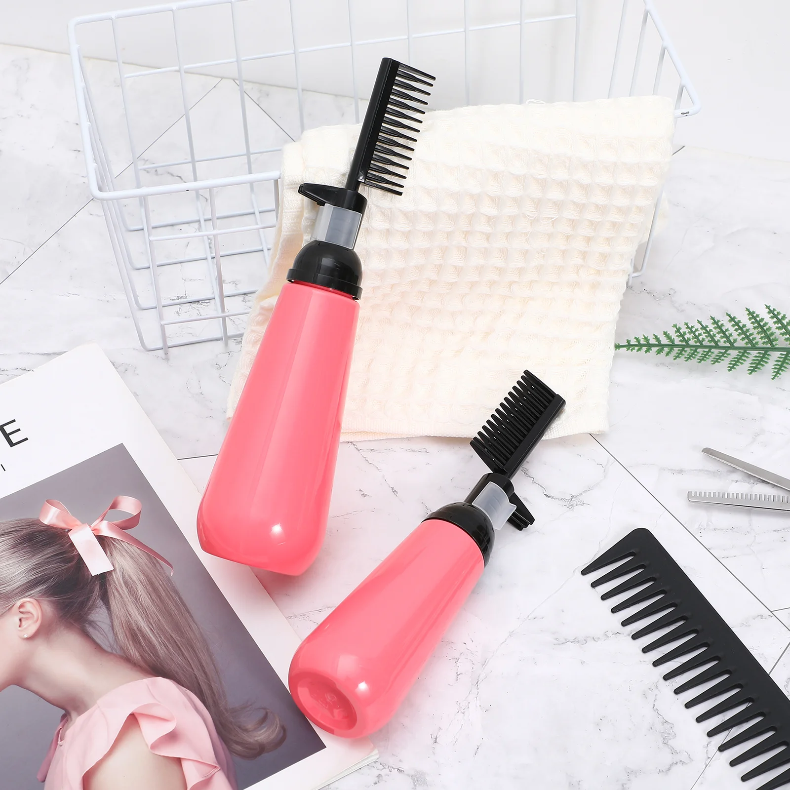 

2Pcs Hair Dye Bottle Plastic Root Comb Applicator Hair Coloring Dispenser Bottle Perfect for Dye Highlights Perm