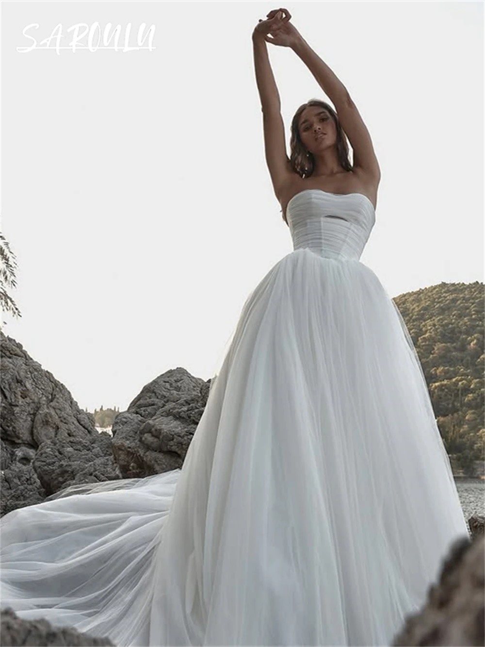 Abiti da sposa romantici in tulle da spiaggia per donna 2025 senza spalline A Line abito da sposa personalizzato con chiusura a bottoni