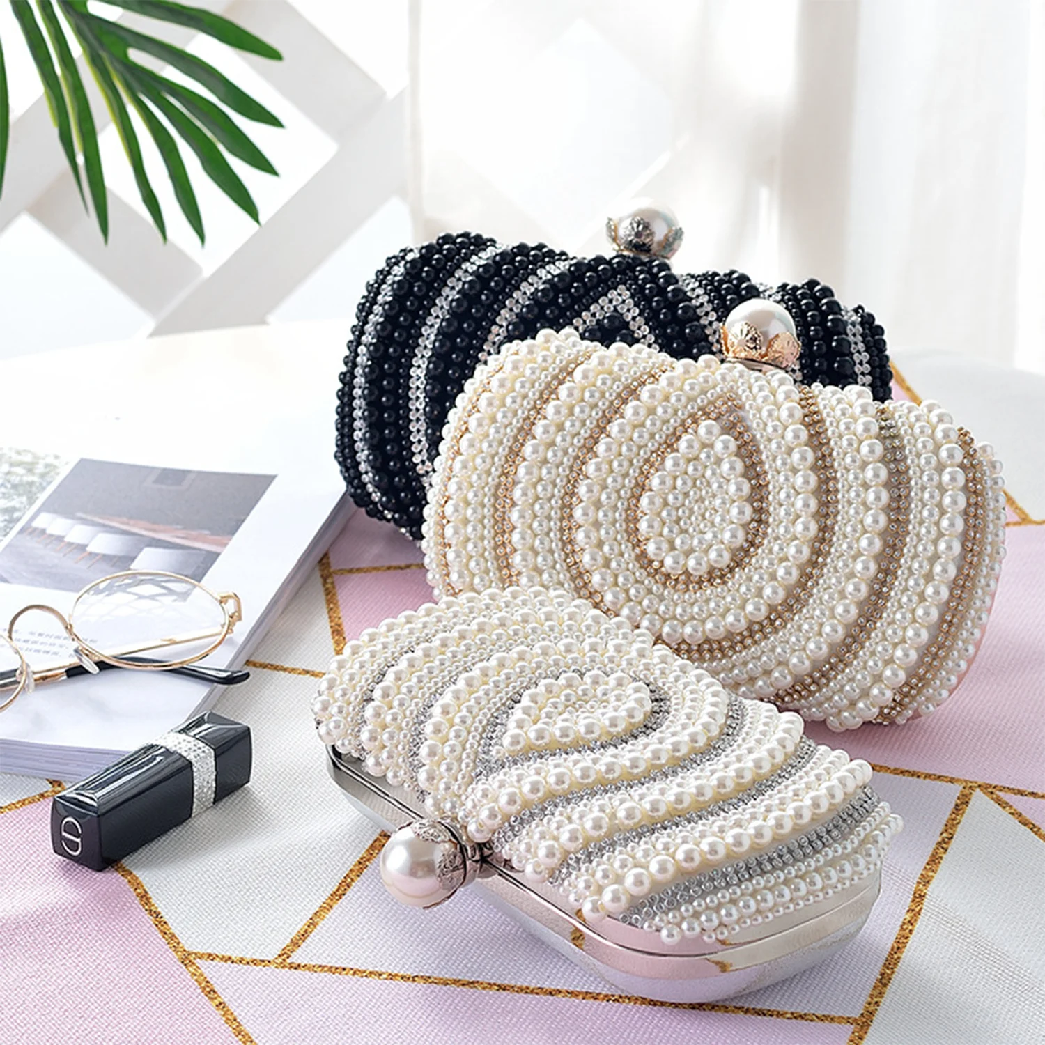 Luxury Women's Wedding Clutch Bag with Diamond Pearl Adornments New Design Shoulder Handbag for Ladies Prom Evening Party Bling