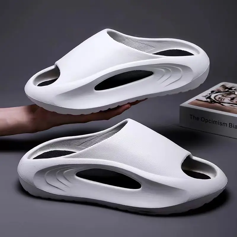 Fashionable Outdoor Sports Slippers Thick-Soled Unique Outdoor/Home Use Anti-Slip EVA Wear-Resistant Soft Sole Men's & Women's