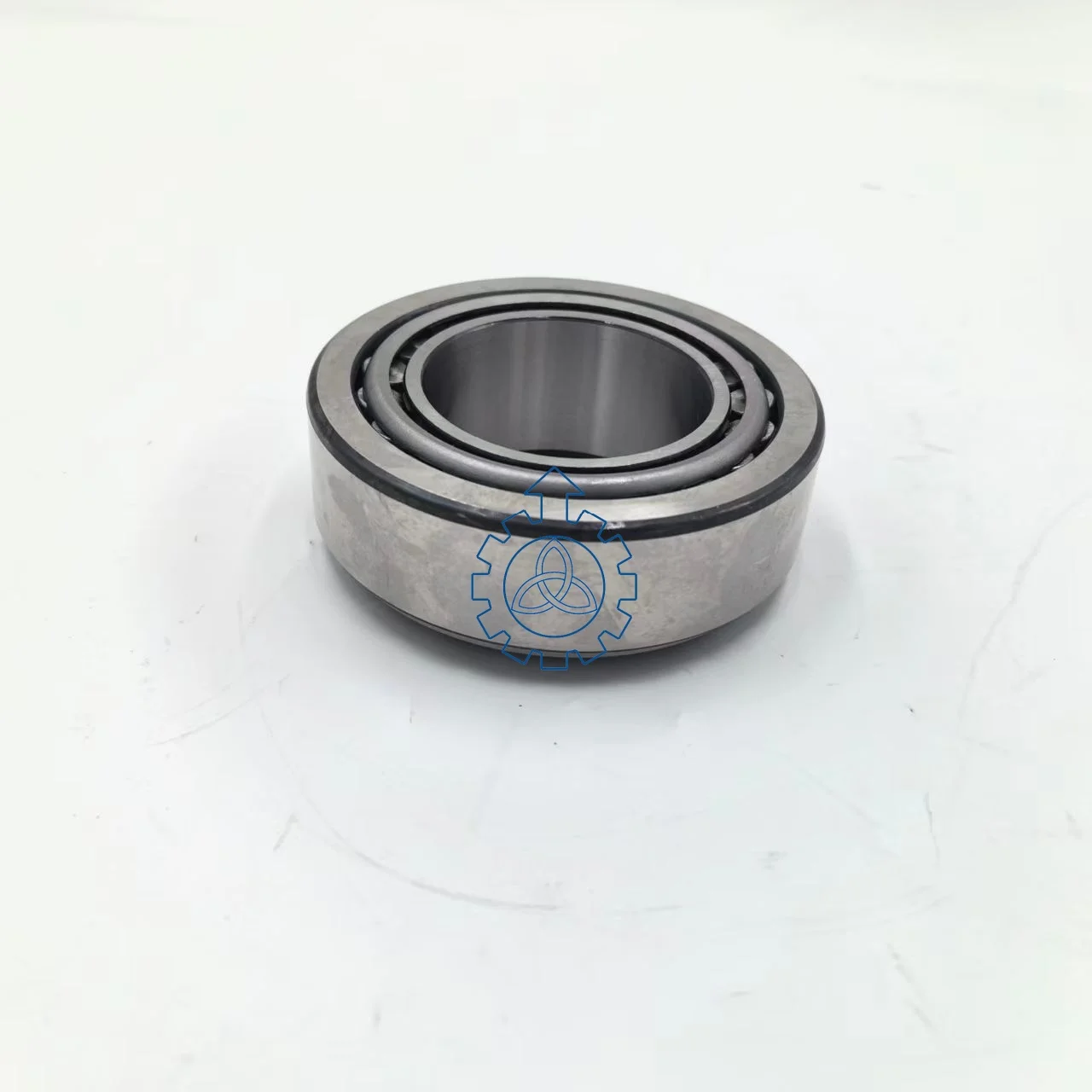 Suitable for various truck models   DAF, Benz, Iveco. tapered roller bearing d: 50 mm, D: 90 mm, H: 32 mm 5000470861 7181852