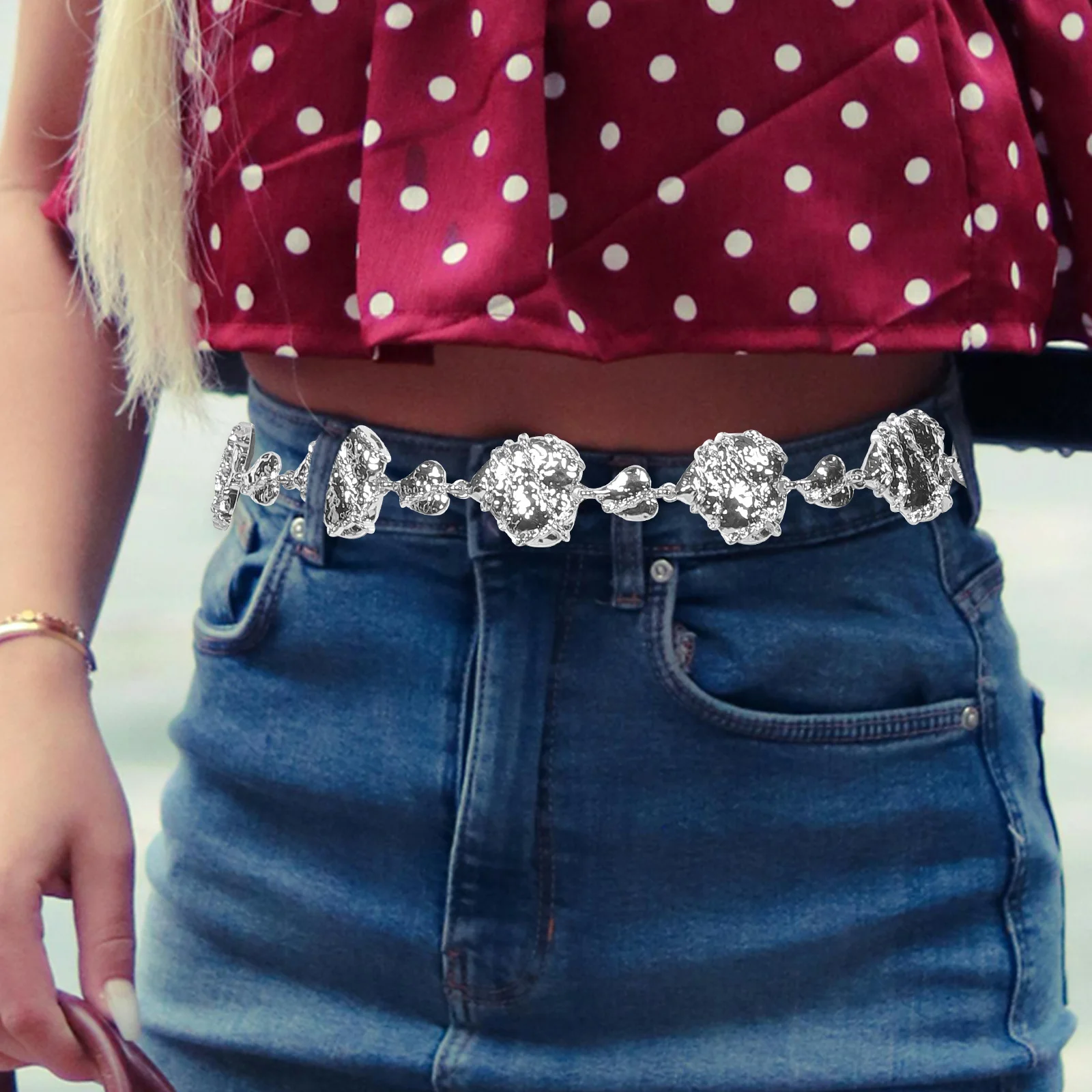 

Heart Waist Chain Women Adjustable Metal Body Chain Jewelry for Dresses Jeans Parties Romantic Dates Fashionable Waist Belt