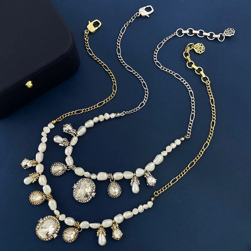 

Natural Irregular Baroque Pearls Women's niche necklace design Square water droplet pendant Medieval clavicle chain