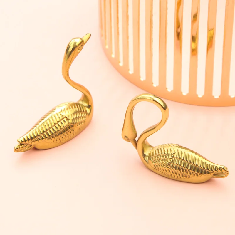 Solid Brass Elegant Swan Handles for Cabinets and Drawers Light Luxury Nordic Furniture Fittings Handles for Dresser