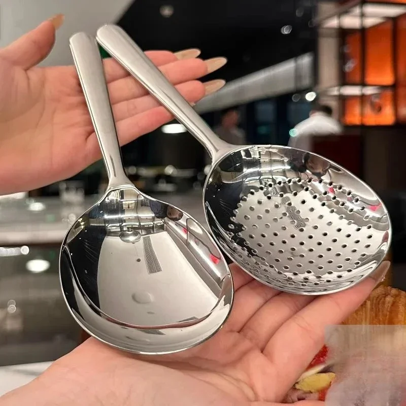 Stainless Steel Large Round Spoon - Practical Kitchen Utensil for Cooking and Serving, Easy to Use