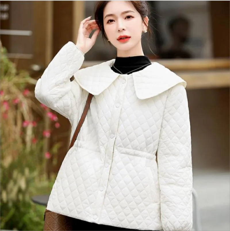 

Vintage long-sleeved single-breasted coat 2023 Winter cotton-padded coat for women quilted doll collar coat