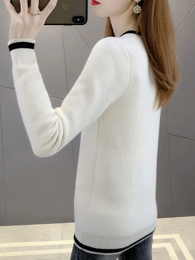 2026 V-Neck Plus Velvet Sweater Bottomed Tee Women's Casual New Thicked Pullover Warm Soft Slim Plush Fleece Lined Sueter Tops