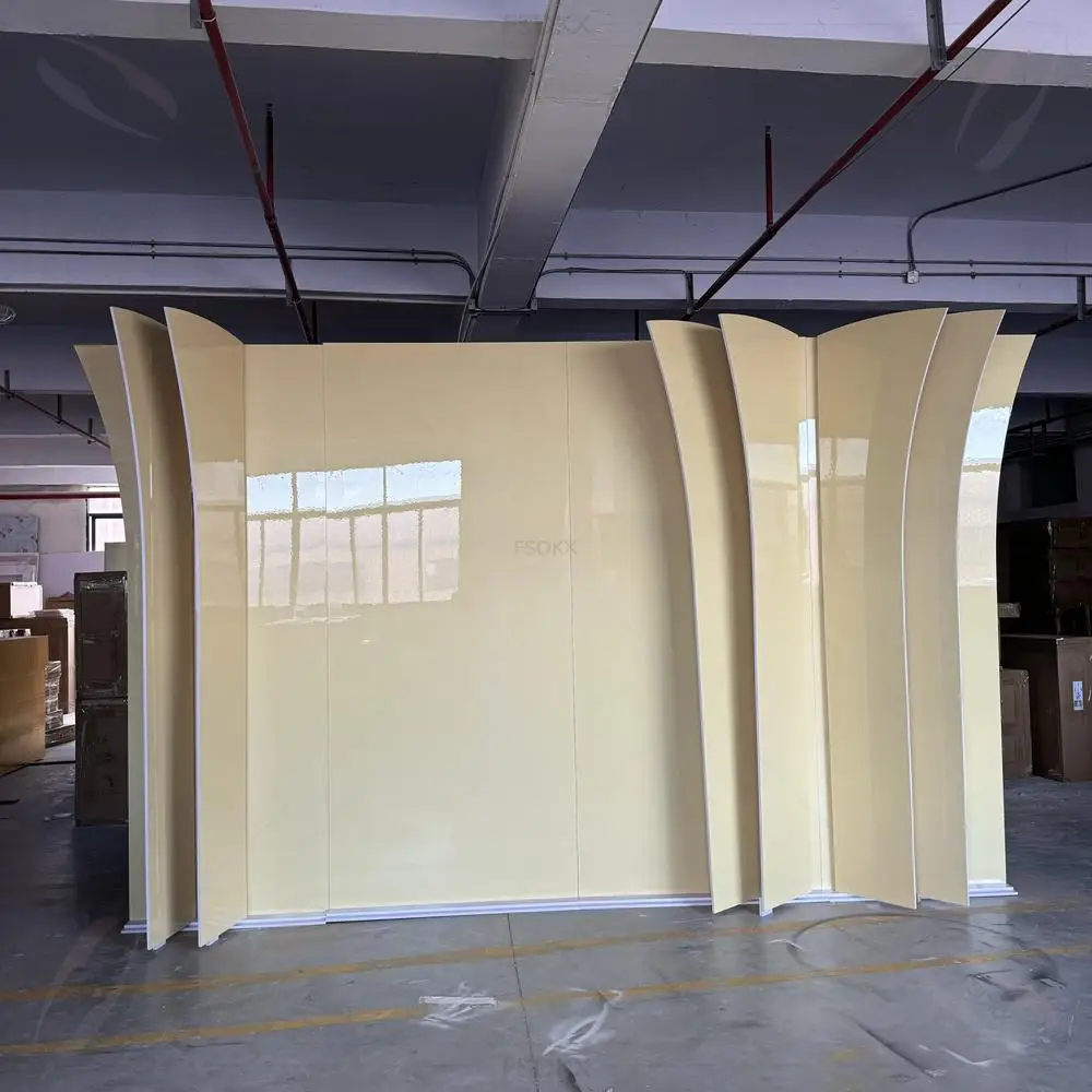 

Elegant Mirror Acrylic Wedding Supplies High Quality Detachable PVC Event Backdrop Panel Stand Wall for Modern Weddings Events