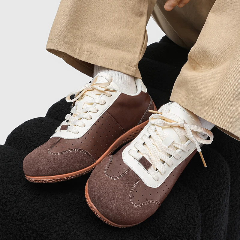 

Новинка 2025 года, повседневные спортивные универсальные трендовые модные дышащие повседневные нишевые туфли на мягкой подошве для мужчин