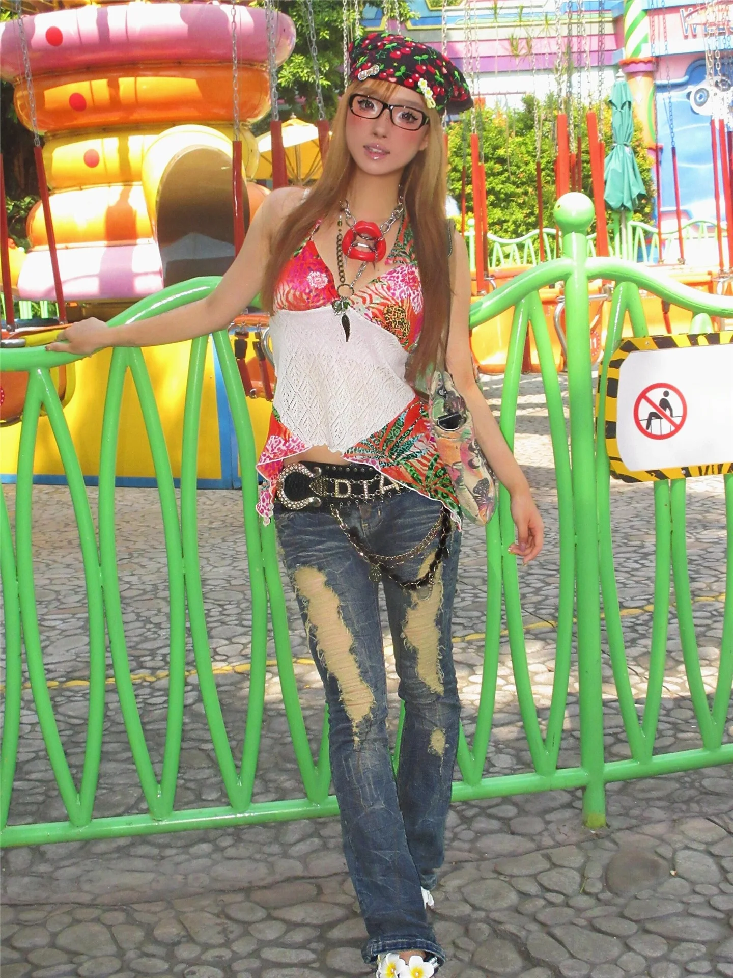 American Style Retro Hot Girl Low Waist Hole Micro Flared Jeans Women Summer Slimming Design Pauper Straight Leg Pants