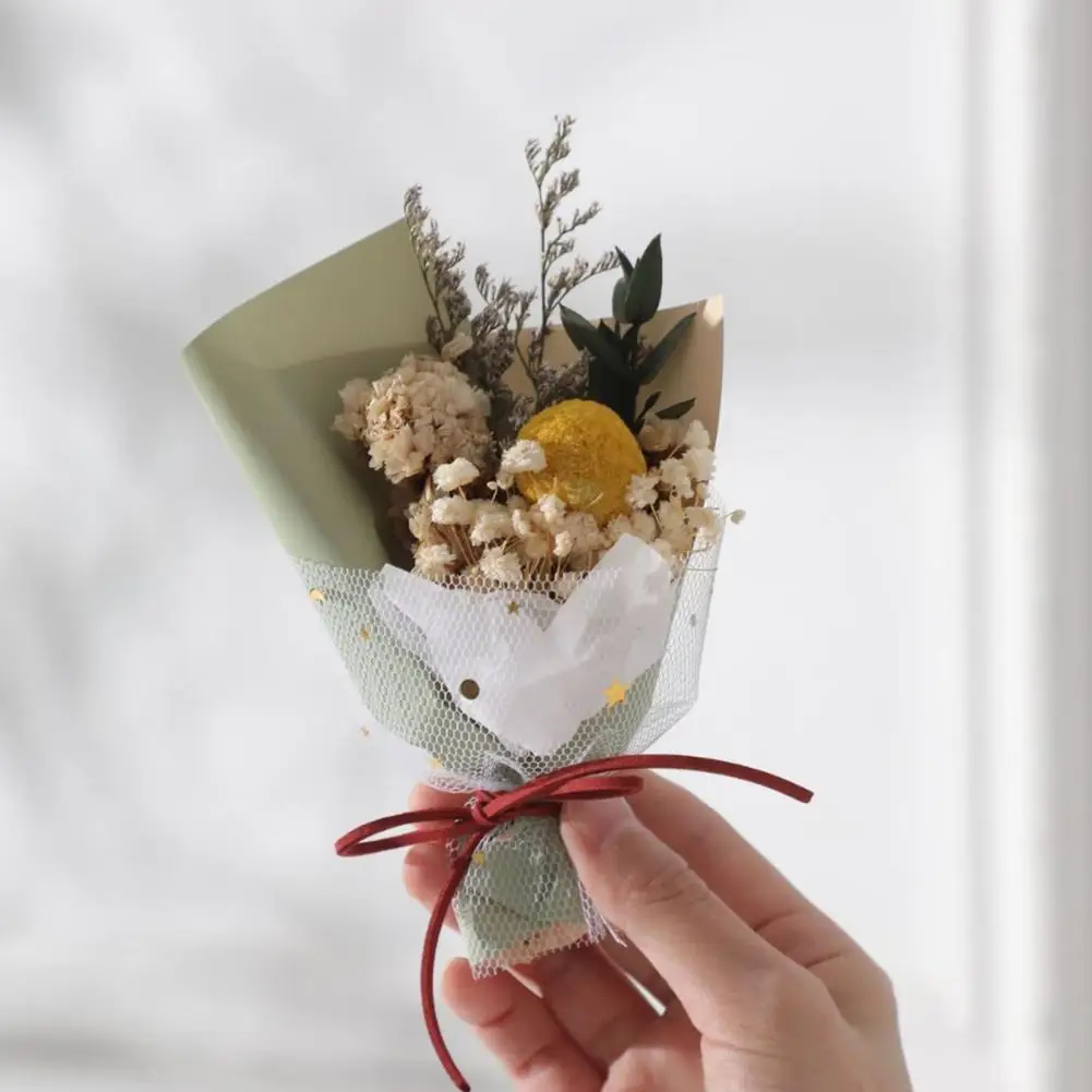 

Small Decorative Flowers Mini Dried Flower Bouquet Baby’s Breath Rose Arrangement Small Floral Decoration for Wedding
