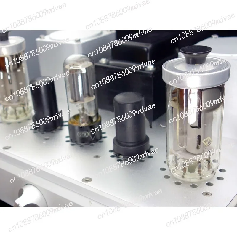 A Bluetooth tube amplifier 8W X2 8 ohm hifi amplifier New A500 small 300B FU-50 tube single-ended Class