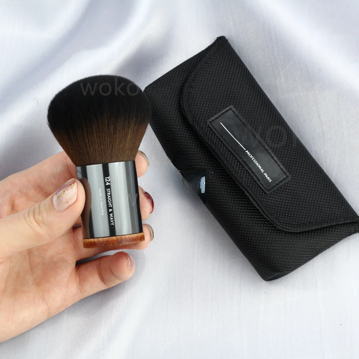 Mushroom-shaped Loose Powder Brush Face Foundation Blush Highlighter Makeup Brushes Kabuki Brush Beauty Make Up Tools브러쉬