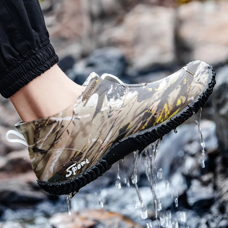 

Большие камуфляжные мужские резиновые сапоги для работы на кухне и отеле. Износостойкие, водонепроницаемые пластиковые ботинки. Универсальные на улице.