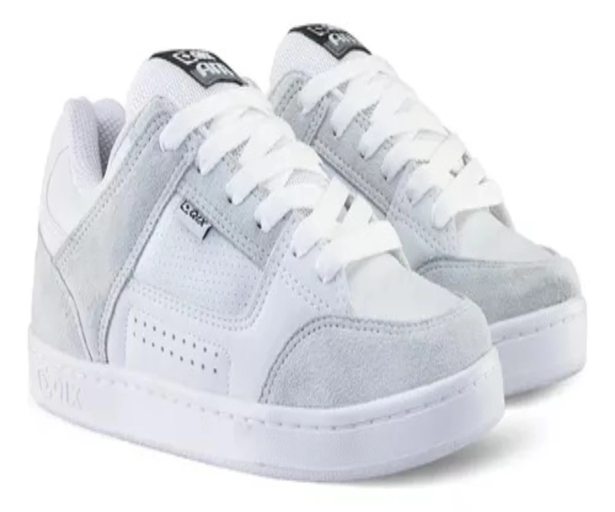 Qix Am White Skateboard Sneakers