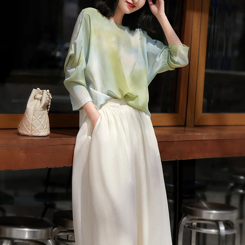 Camicia in crêpe de Chine di seta fiorita con inchiostro T-shirt girocollo stampata Top Hangzhou Purpleflower Holly Leaf Estate da donna