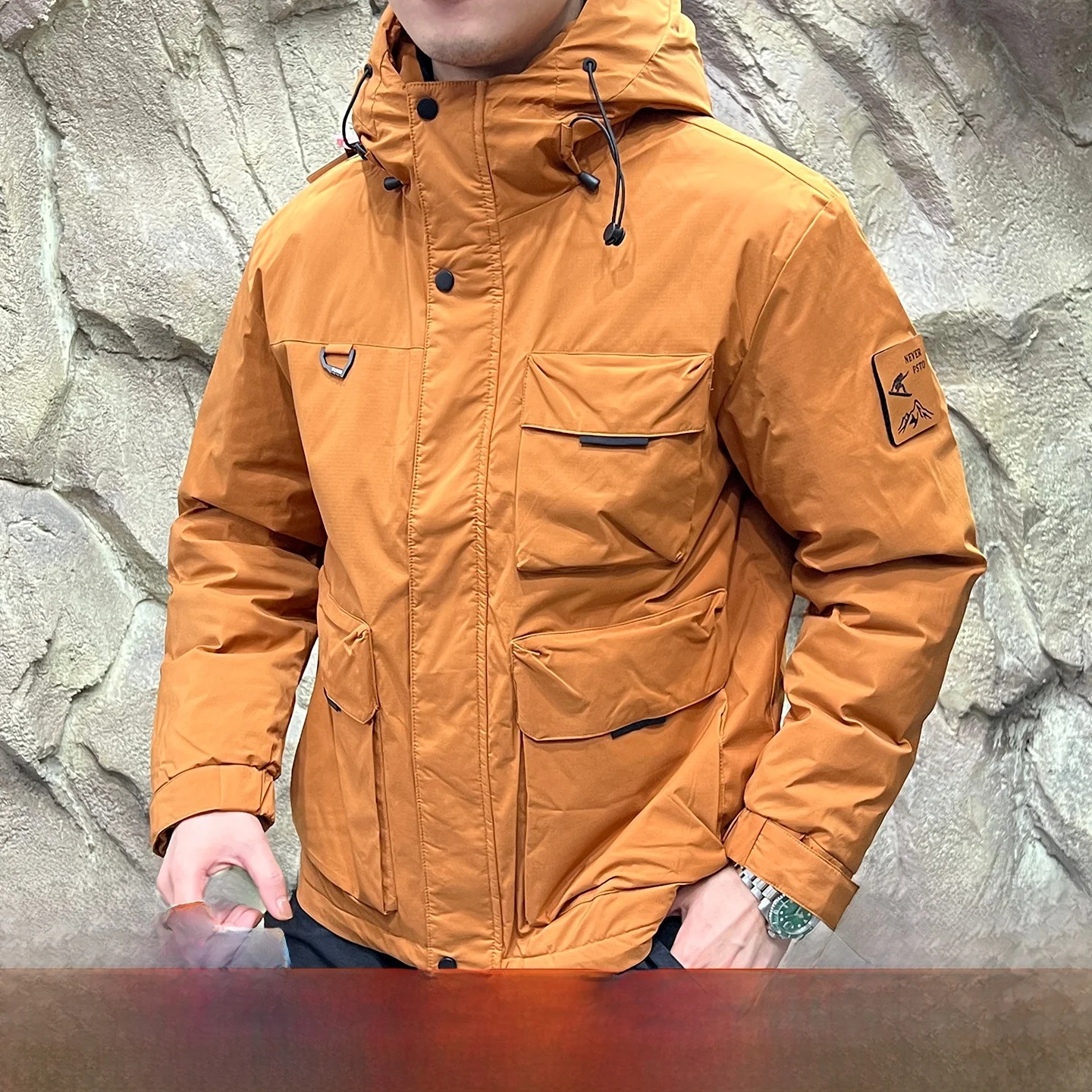 معطف Jaet بغطاء للرأس للرجال في الهواء الطلق للحفاظ على الدفء مع كيتات متعددة ملابس عمل رفيعة للغاية للخريف والشتاء