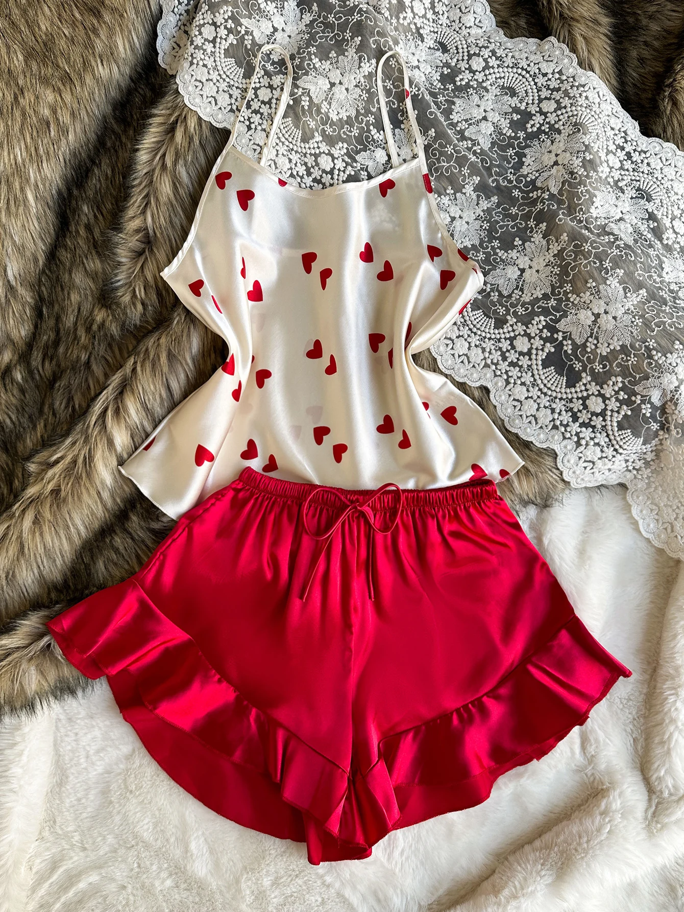 Summer New Women's Pajama Set Printed Top with Soild Shorts Comfortable 2 Piece Sleepwear Set for Relaxation and Daily Wear image 6
