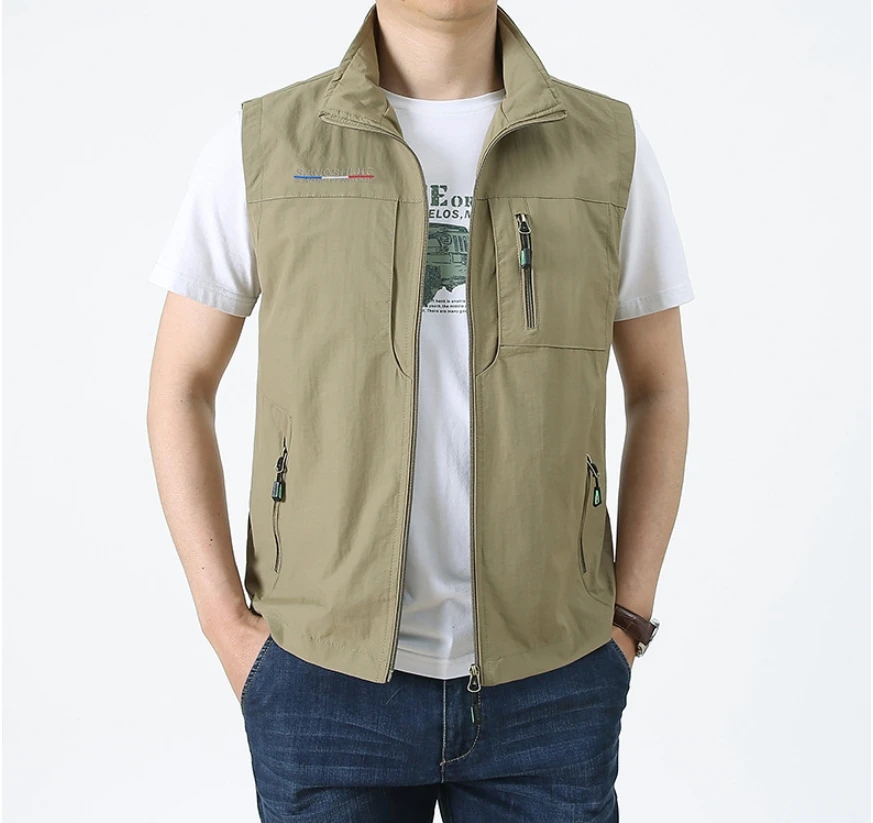 Fashion brand casual vest jacket outdoor loose fishing clip men's new autumn and winter wear solid color retro vest