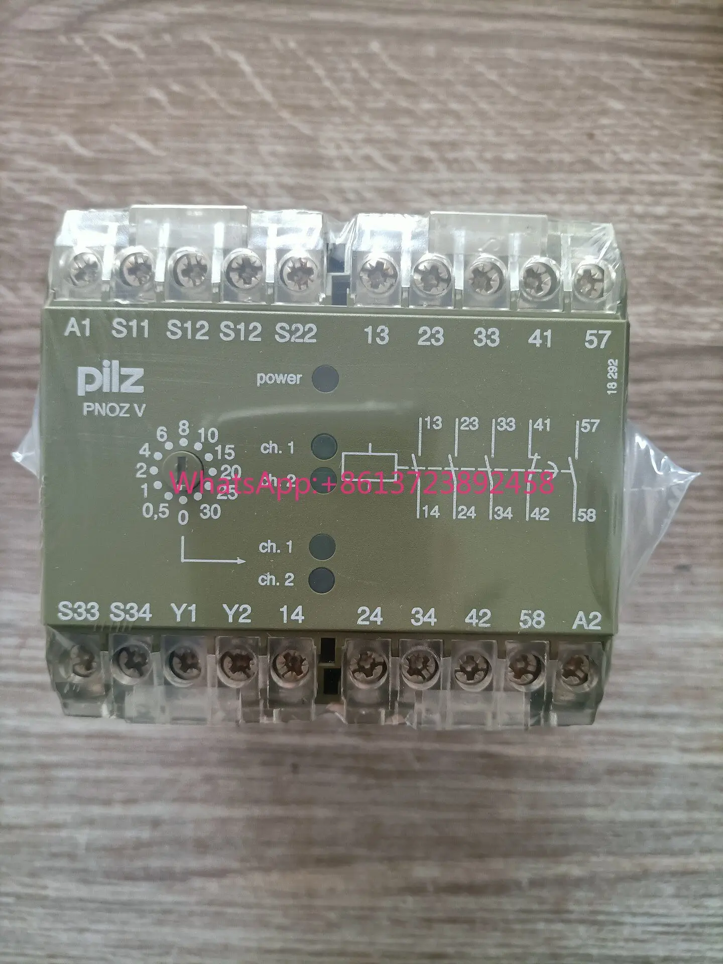 New PILZ Pilz Safety Relay PNOZ V 30S Model 474790 in Stock