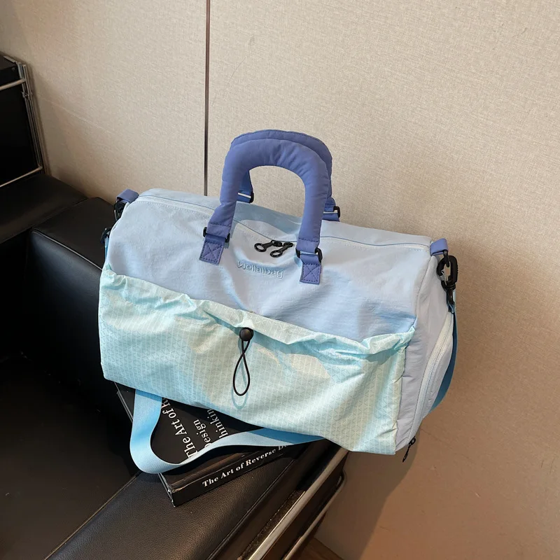 

Новая дорожная сумка 2026 года большой вместимости для женщин, с разделением на сухое и влажное отделения, для плавания и фитнеса, ручная кладь, для коротких поездок, сумка для ручной клади