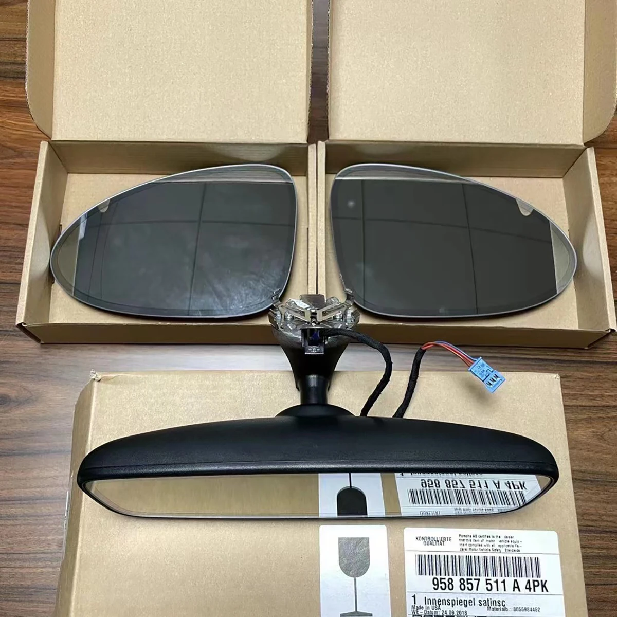 

Antiglare Anti-glare Internal & external Automatic Dimming Rear View Mirror For Porsche Macan