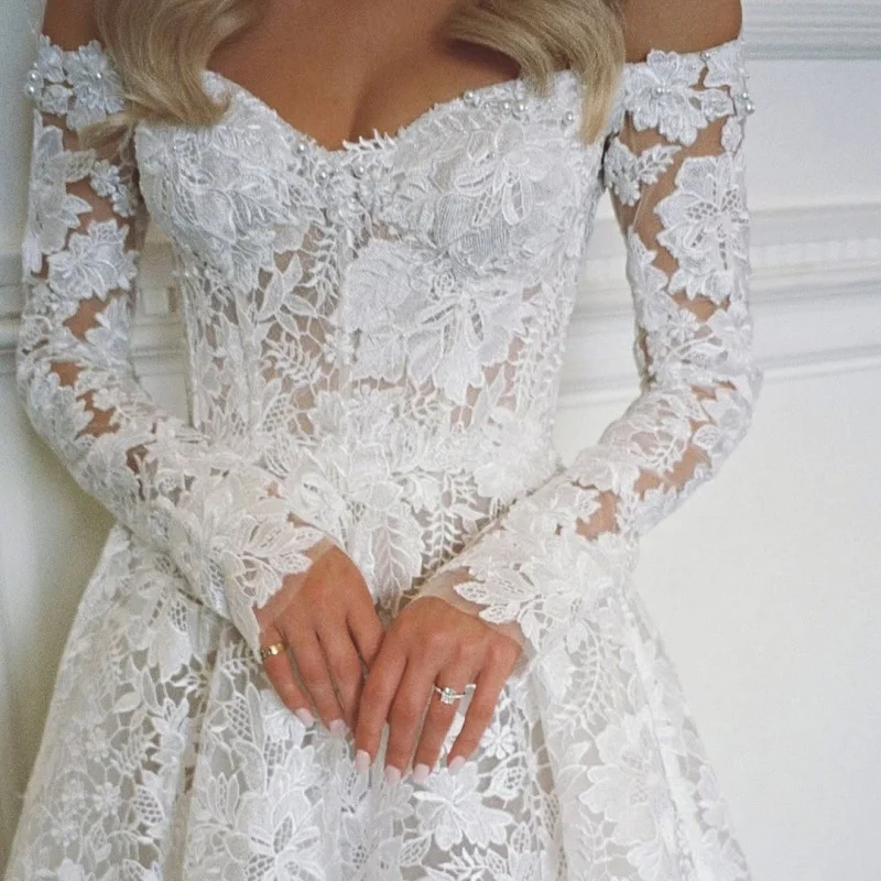 

Customized Shiny Simple ivory white Spaghetti Appliques Wedding Dresses string of veil A-line Bridal Gowns Made Dress