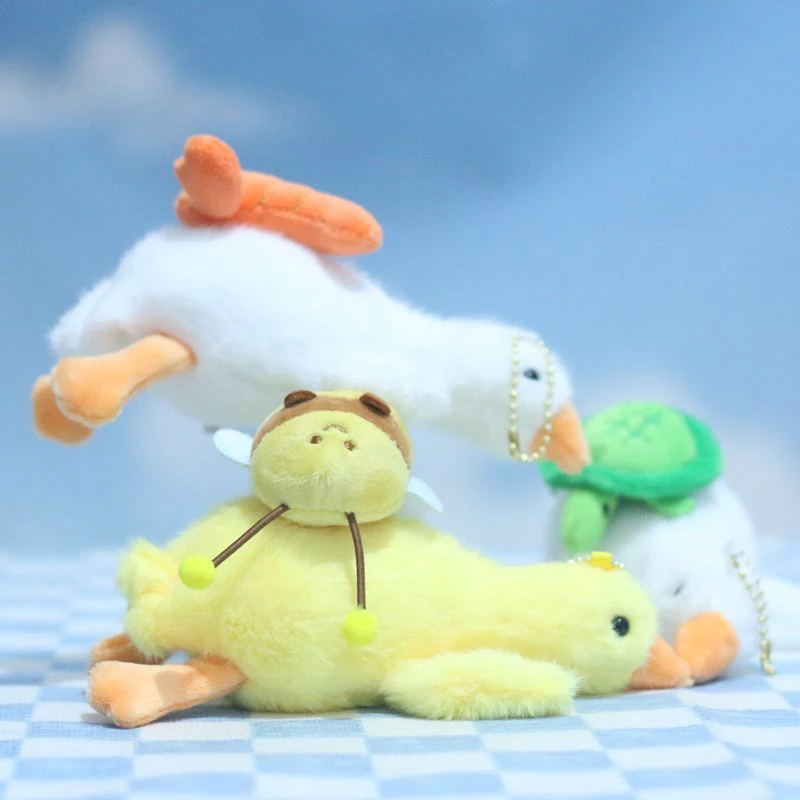 Cute Plush Cartoon Duck Keychain, Lofty Car Bag Doll Charm; Features Pullable Crayfish, Turtles, Bees, Love Pendant