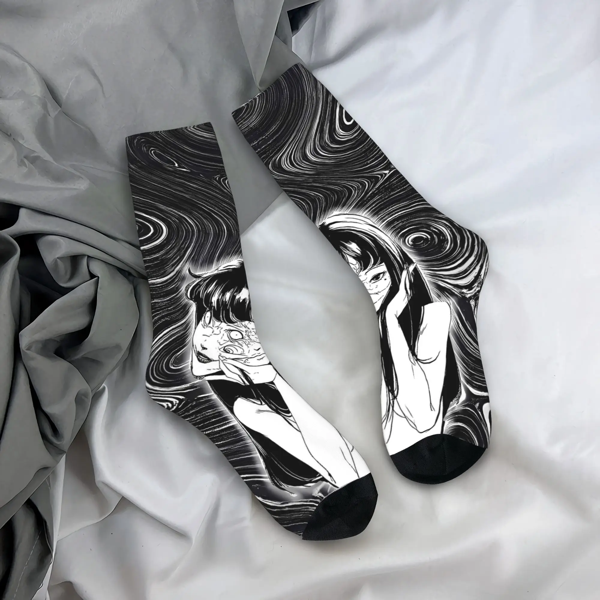 

Носки Tomie Junji Ito для пар, мягкие, забавные, весенние, для занятий спортом на открытом воздухе, с защитой от пота, с принтом, подарок