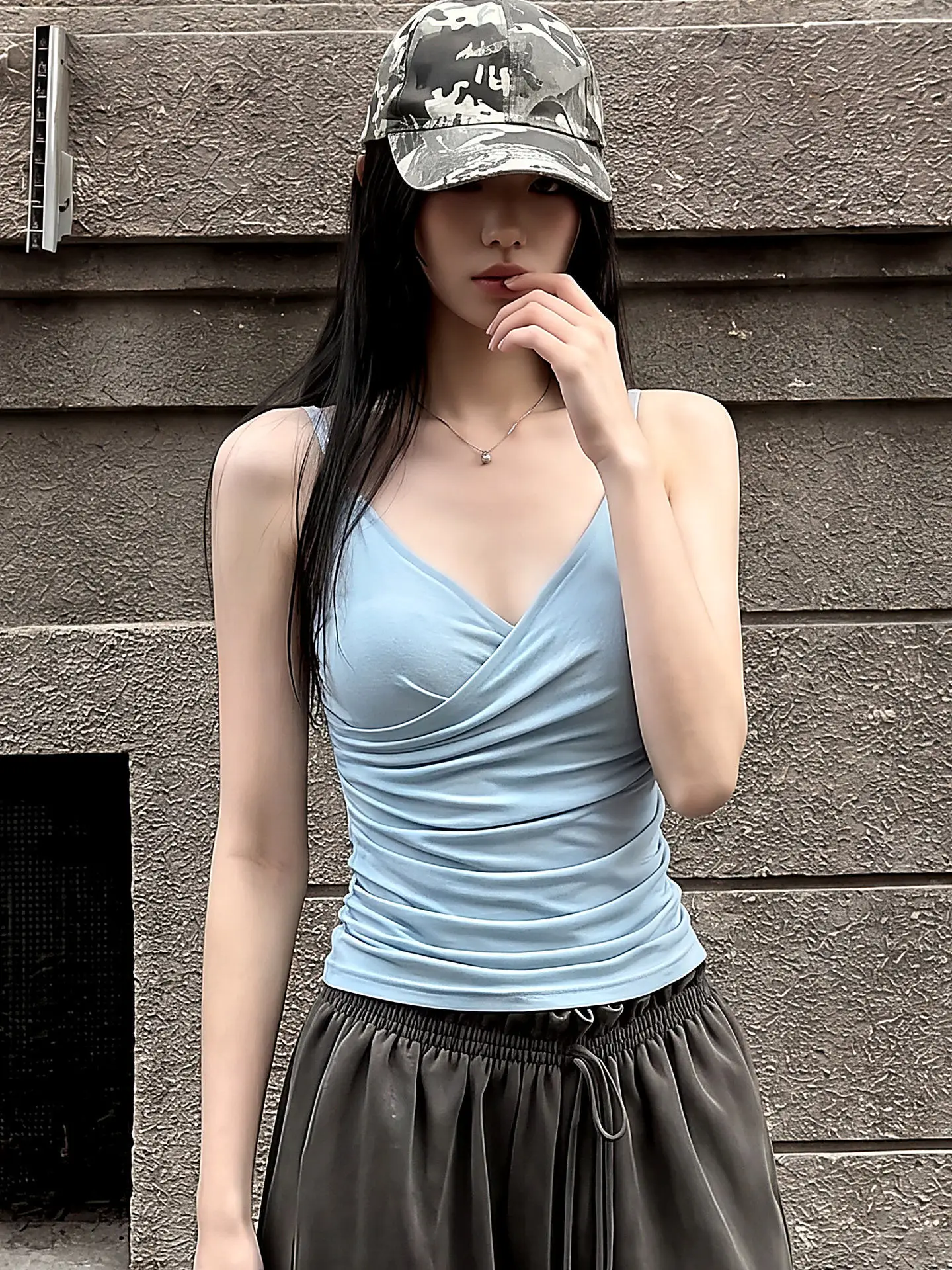 Slim Fit V-Neck Strap Top Women's Summer New Style Unique Exquisite Outerwear Inner Match Slimming Top Pure Desire Style