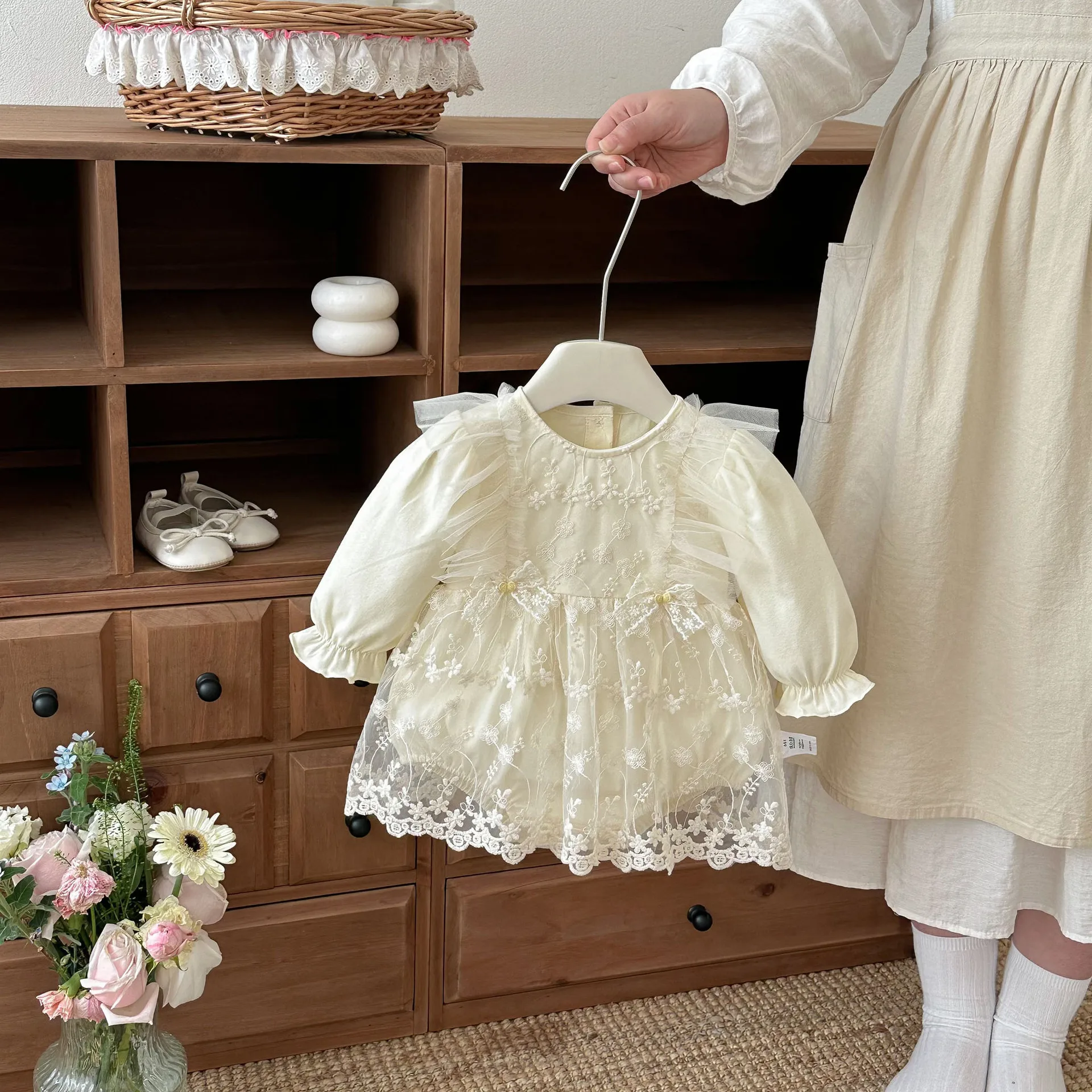 

2026 Spring Korean Baby Clothing Bow Lace Dress for 3M-2T Girls Bubble Sleeve Bodysuit for Newborns