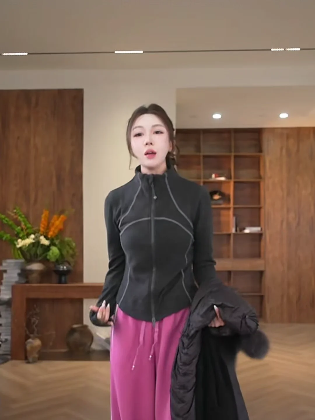 

Ele Casual Women's Jaet Night Rain Series Slimming Loing Stitching Lightweight Luxury Faionable Outerwear