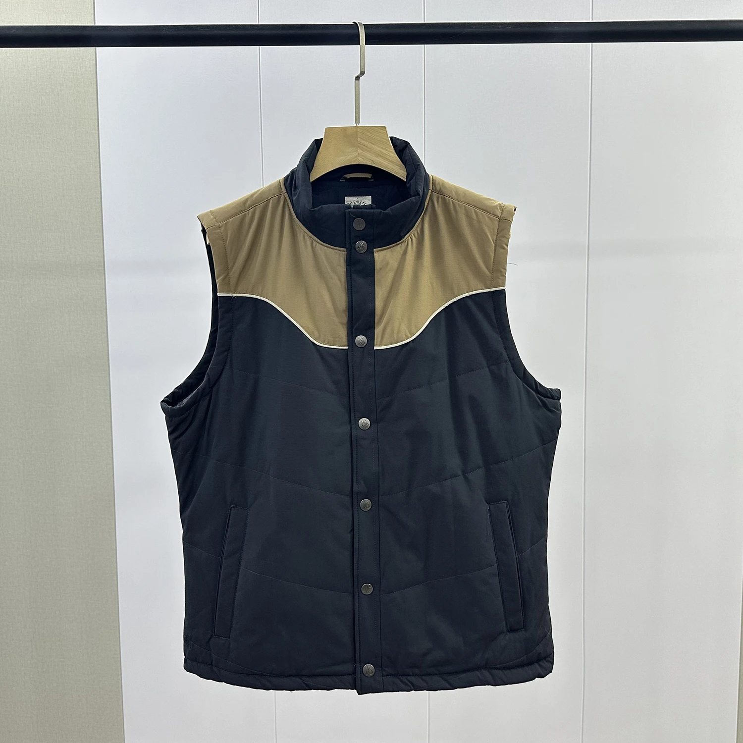 

Thiened Cotton Vest Jaet for Men Outdoor Windproof Water-Resistant Winter Warm Stand Collar Quilted Vest Stand Fit Casual