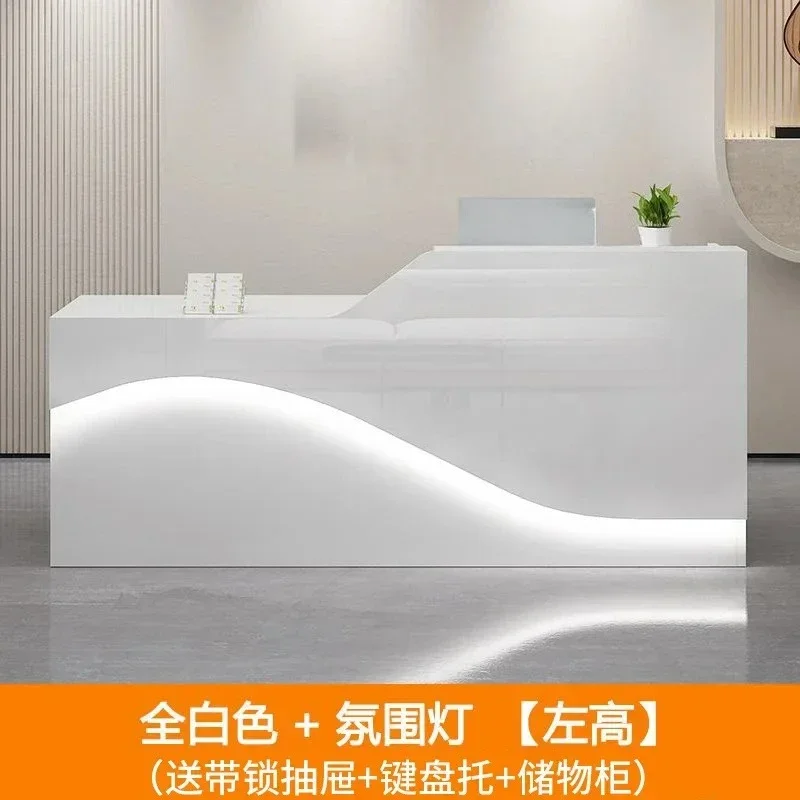 

Bar checkout page store small clothing store convenience store beauty salon cashier table counter company reception desk