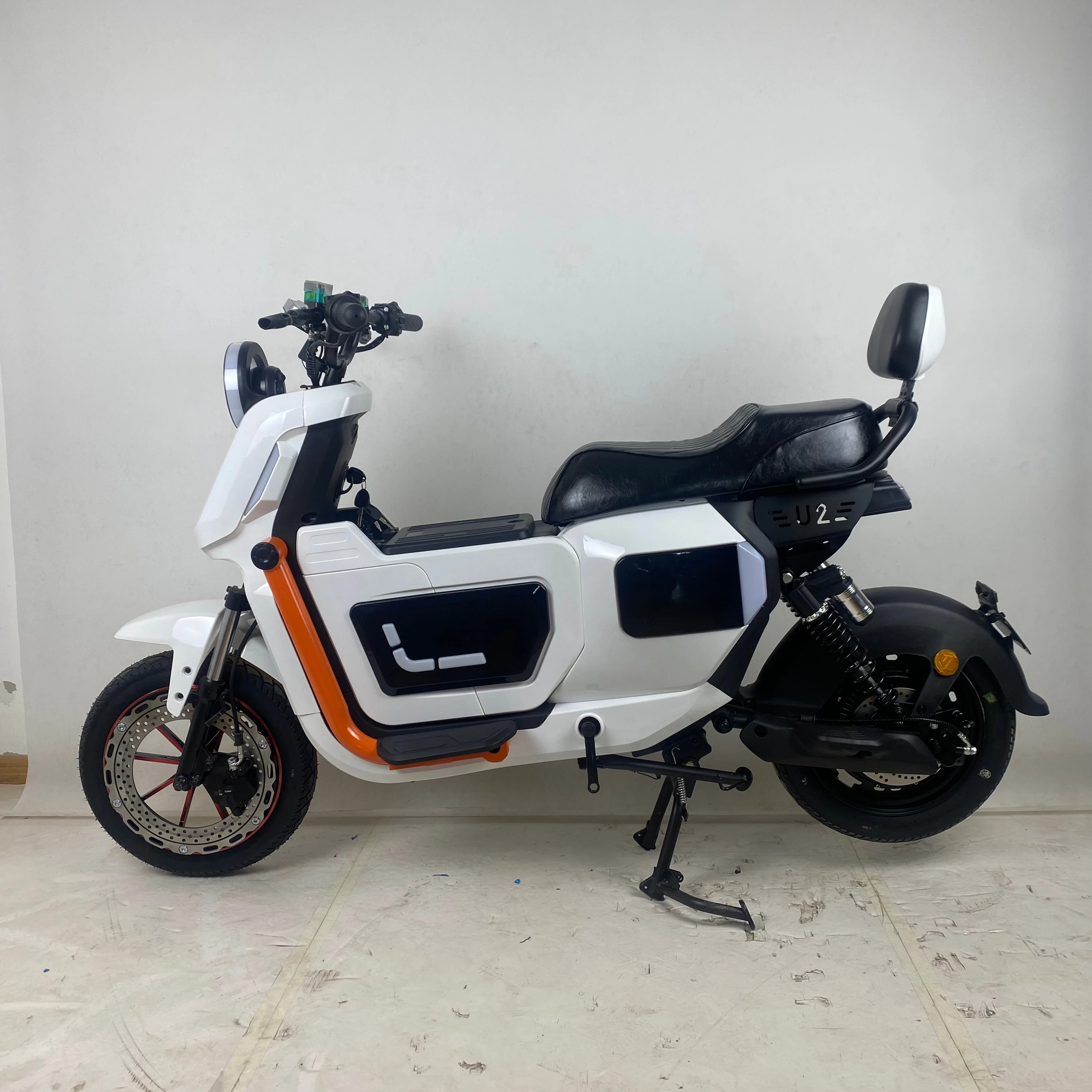 Premium Quality 60V 1000W Electric Scooter for Adults Long Range Streetbikes Motorcycle with 61-80km/h Max Speed