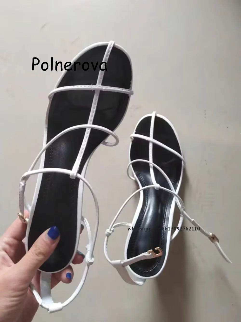 Sandali legati a T String tacchi sottili scarpe da donna cintura con una parola estate Casual fibbia in metallo punta tonda sandali moda retrò da