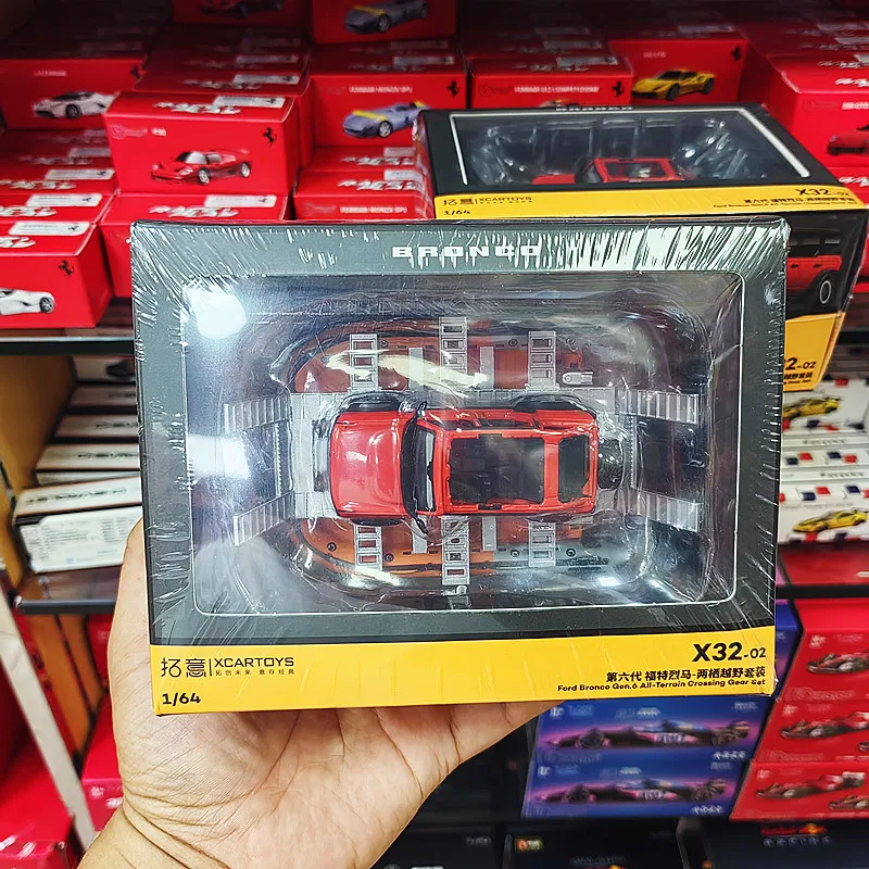 

Xcartoys 1/64 сплав шестого поколения Ford Jeep SUV коллекция орнамент, набор внедорожников-амфибии модель