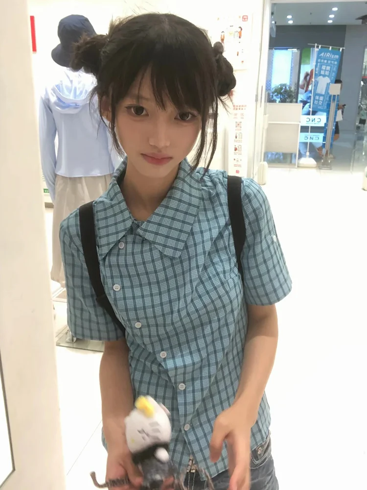 Tonngirls Y2k Japanisches kariertes Hemd für Damen, kurzärmelige, unregelmäßige Bluse und Hemd im koreanischen Stil, Vintage-Hemden im Ästhetik-Stil der 2000er Jahre – Detail 10