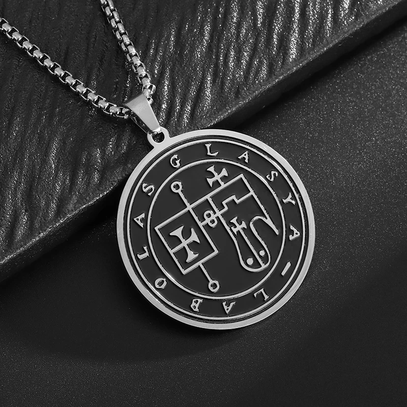 Retro Creative Design Geometric Mystical Runes Stainless Steel Disc Pendant Necklace Men's Hip Hop Rock Jewelry