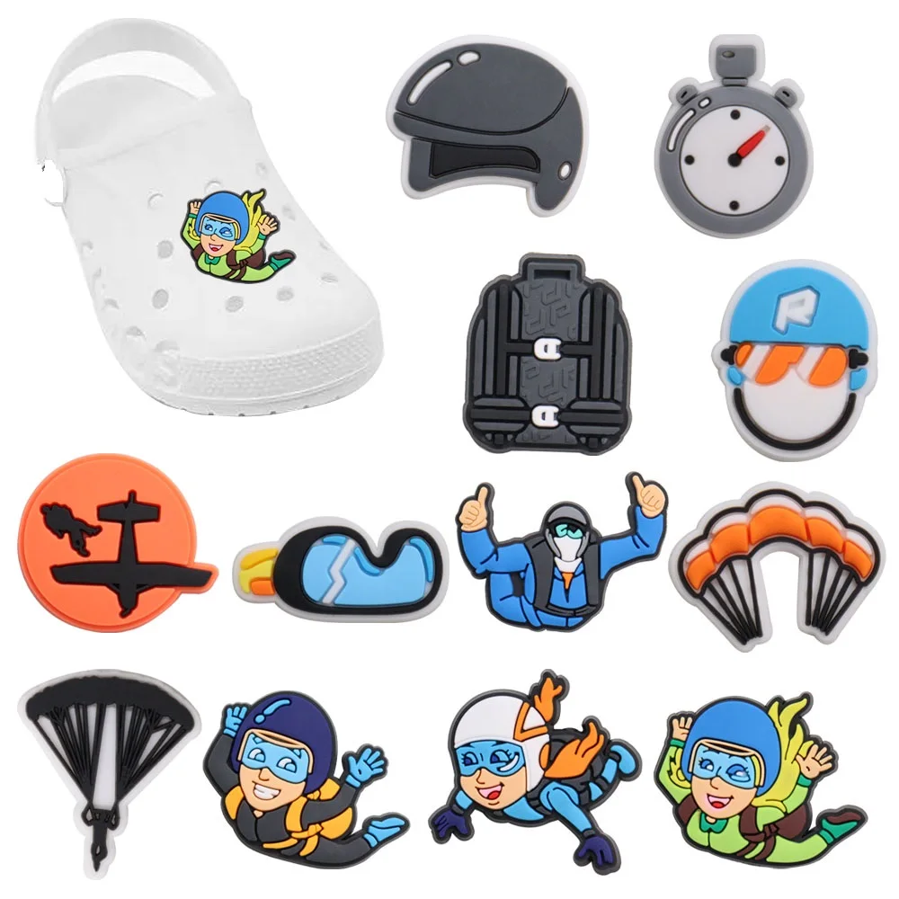 

Mix 50PCS PVC Shoe Charms Buckle Compass Backpack Parachute Goggles Skydiving Hole Slipper Decoration Garden Shoes Accessories