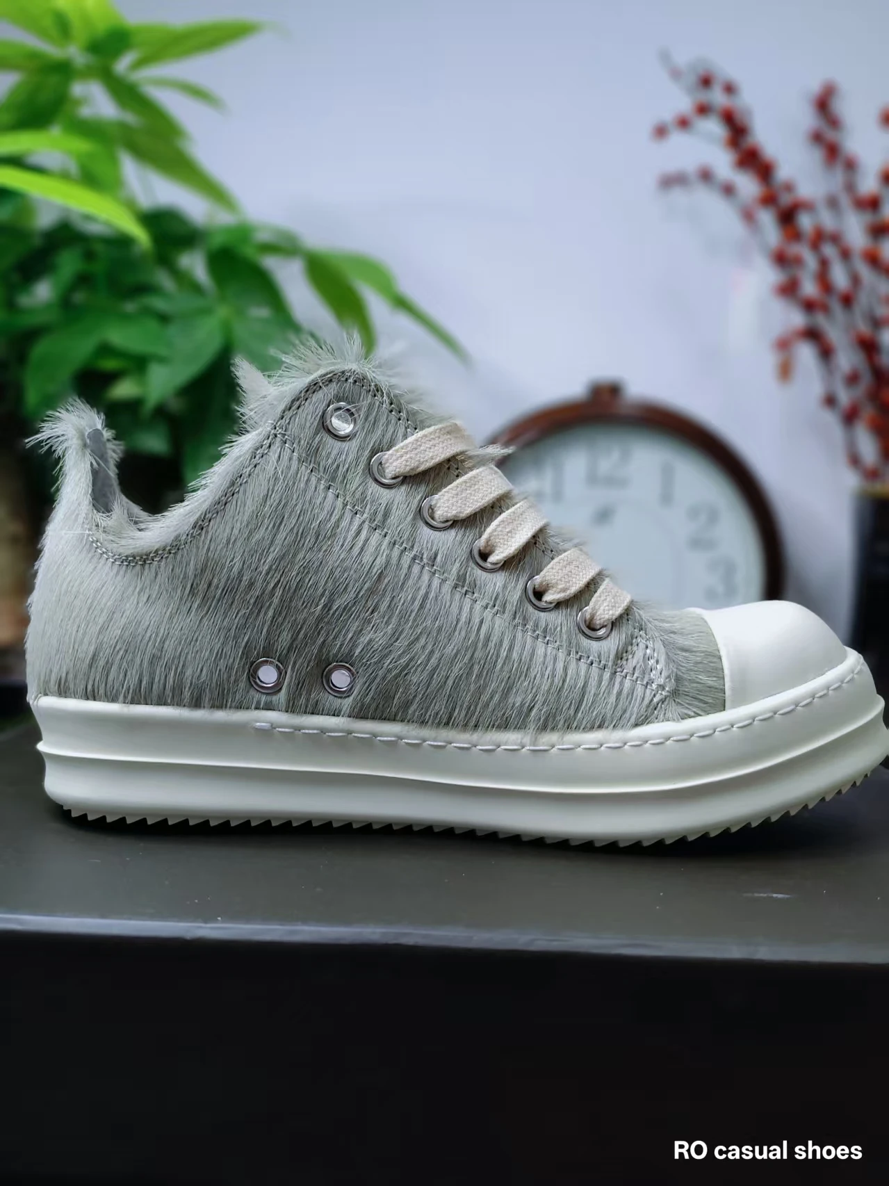

Brand Luxury Men's Casual Shoes Gray Horsehair Genuine Leather Women Low-Top Sneakers Trendy Furry Sneaker Quality Fur Fat Shoe