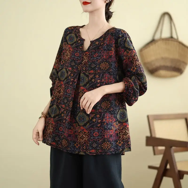 Chinese style  Autumn Women's Cotton hemp V-Neck Printing Vintage Fashion Indie Folk Long Sleeve Loose Pullovers T-Shirts Tops